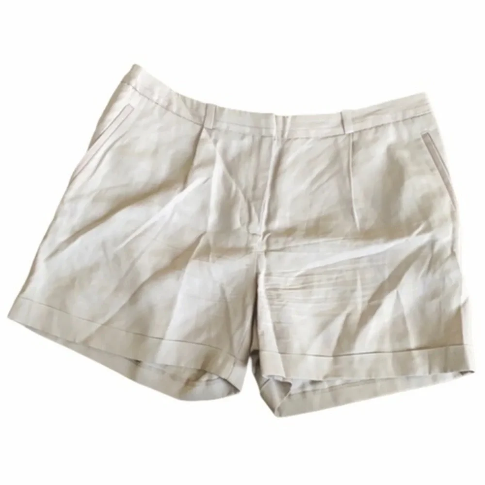 H&M tan shorts size 10